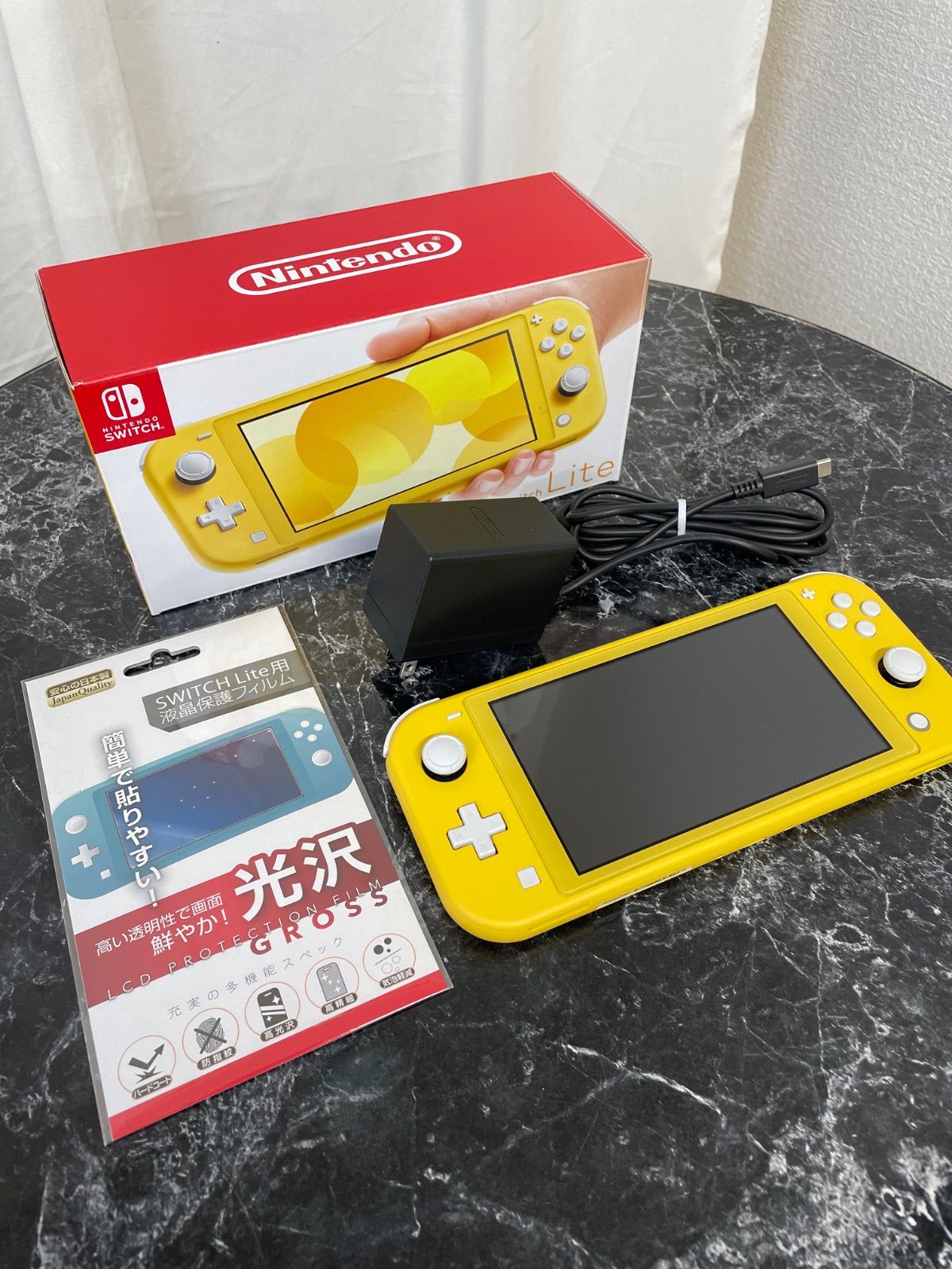 Nintendo Switch スイッチライト イエロー 品 ネットワーク接続 本体(Nintendo Switch Lite) 
