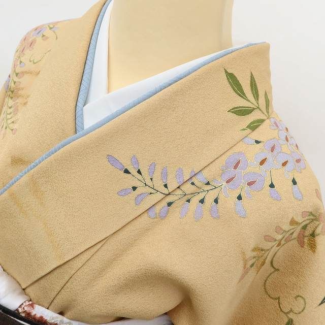 ✾まめ藤✾美品 花井幸子落款 正絹 着物 比翼付き“大きな雲と紙吹雪や