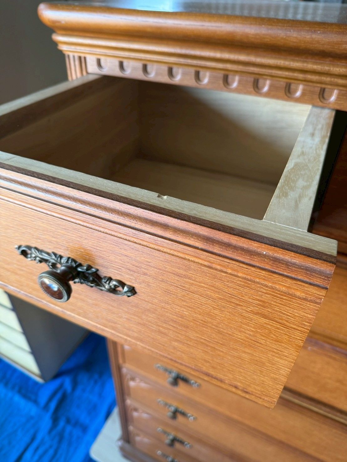 奈良県｜引渡し限定】アンティーク木製タンス 7段ハイチェスト 北欧