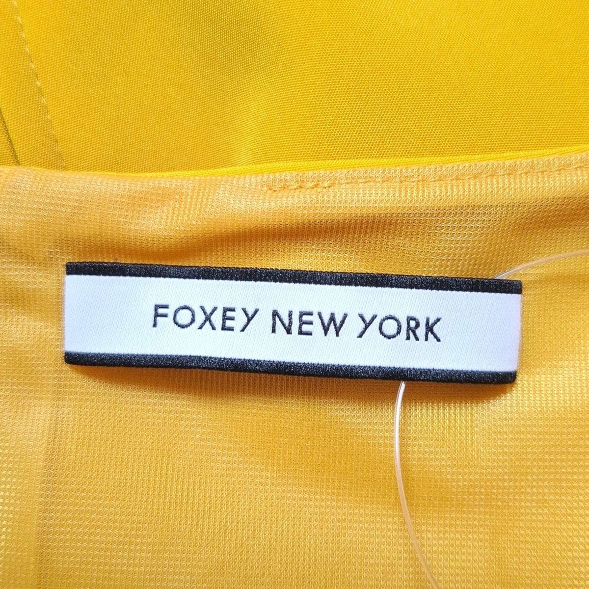 FOXEY イエロー ノースリーブ ワンピース フォクシー38 イエロー ノースリーブ Vネック ワンピース - メルカリ