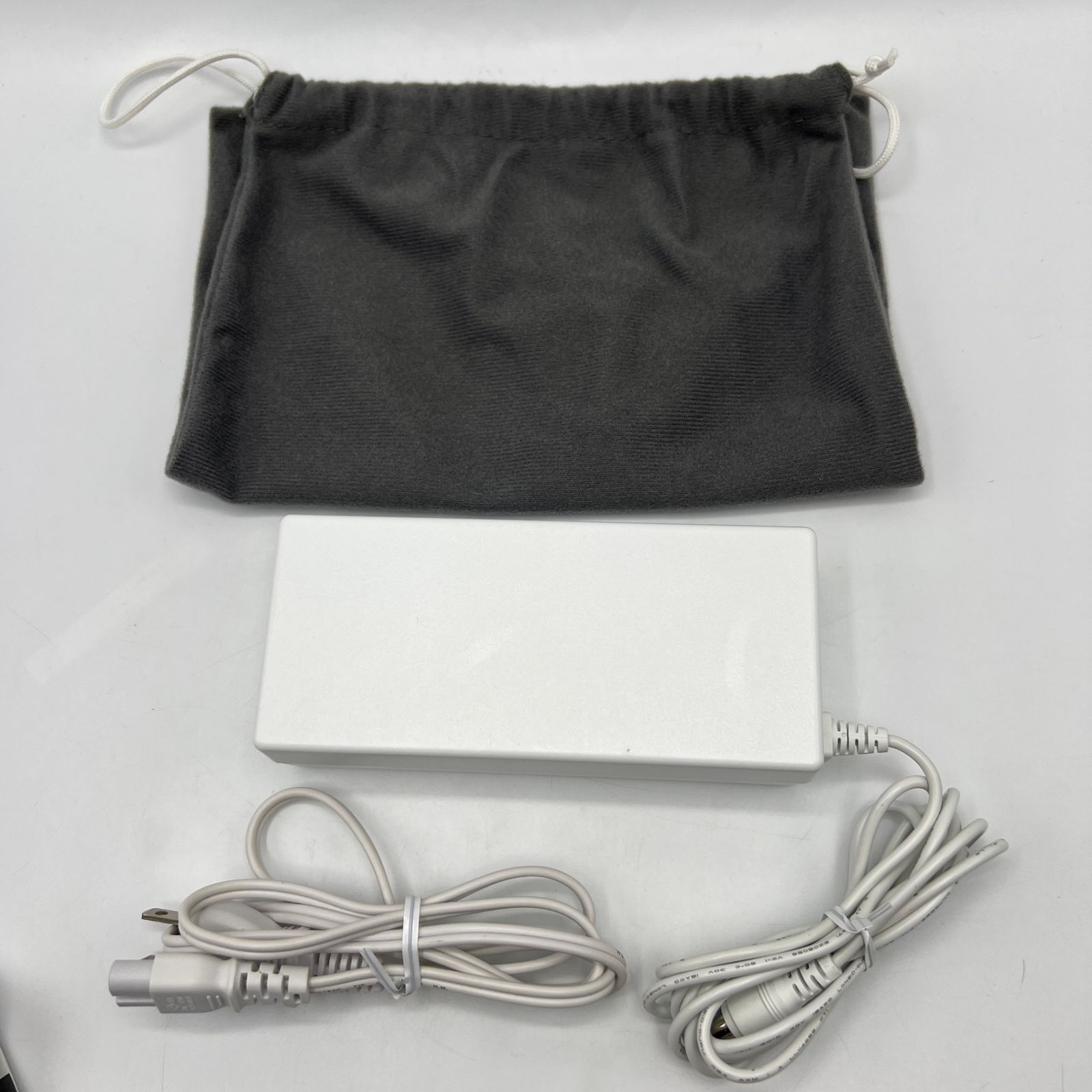 【中古品】Panasonic 光脱毛器 ES-CWP82 パナソニック 美品】パナソニック 光エステ ES-CWP82-S ボディ&フェイス用 ハイ