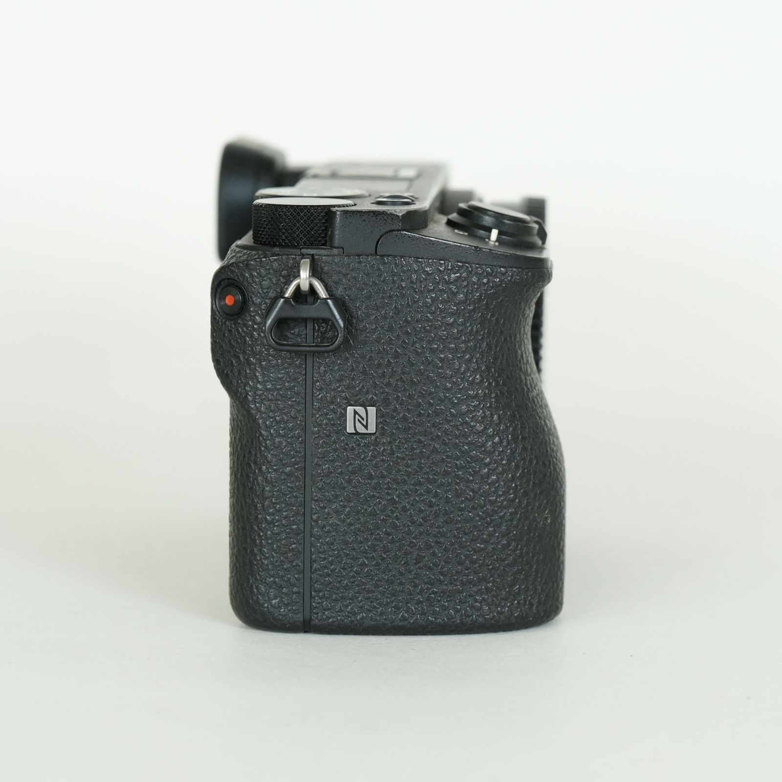 並品 | シャッター数28,975回｜バッテリー2個付] SONY α6500（ILCE