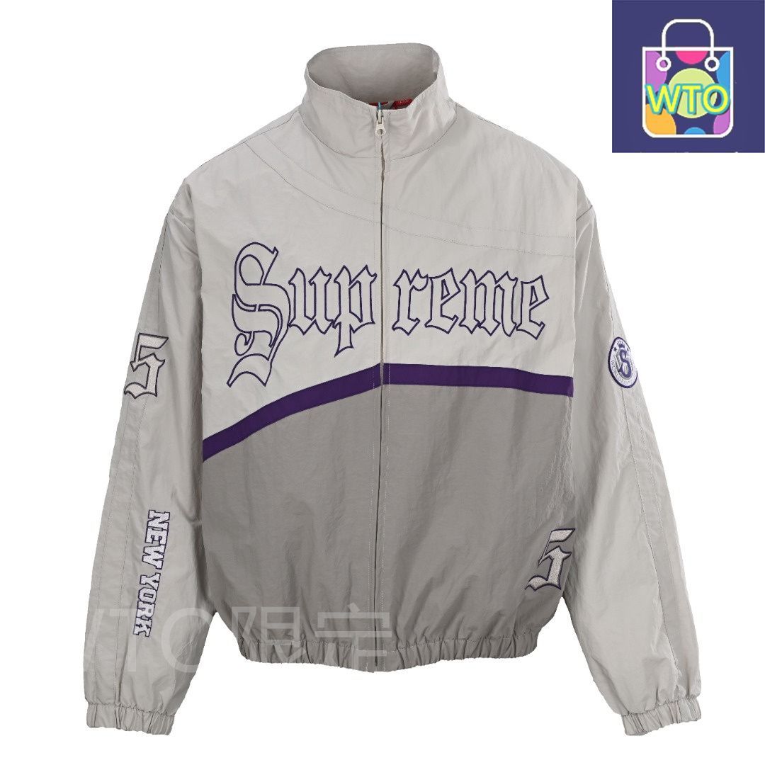 Supremeオールドイングリッシュロゴ トラックジャケット Supreme Old English Track Jacket (SS25) - $178