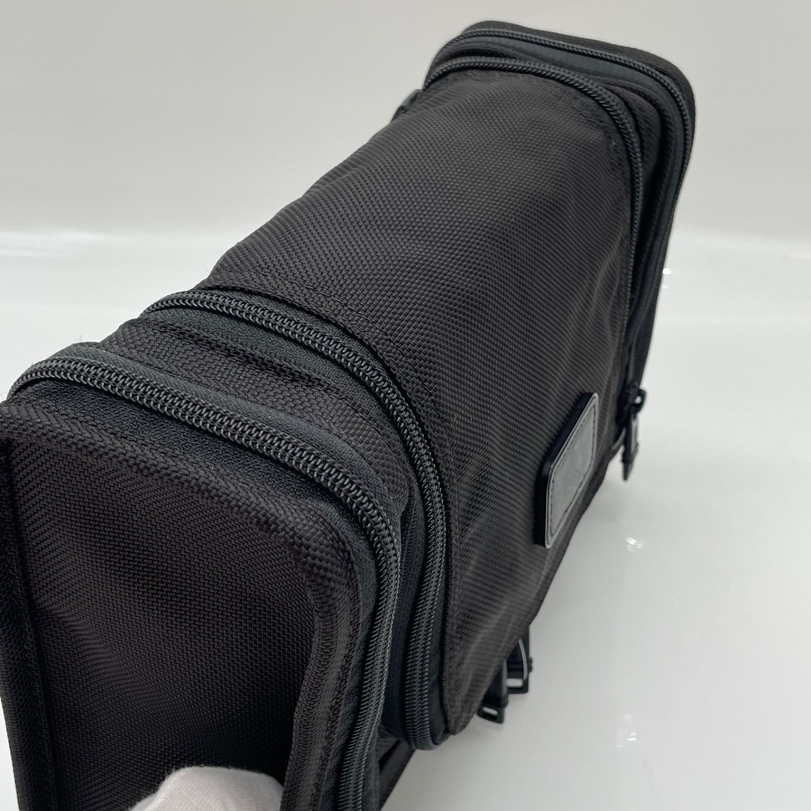BN6766□TUMI ALPHA 卸売 トラベルキット ブラック 22191DH ハンギング
