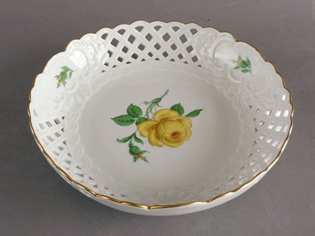 マイセン　金彩　透かし　楕円皿 マイセン 金彩 透かし 楕円皿 希少 オールドマイセン 陶磁器 絵皿