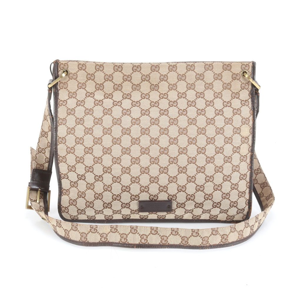 美品 グッチ GGキャンバス 90656 レザー ショルダーバッグ 斜め掛け