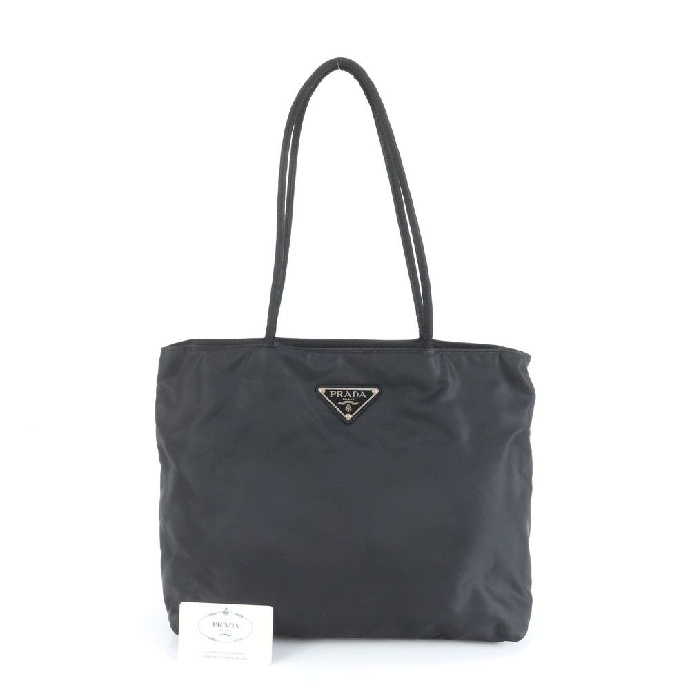 【美品】ギャランティ付　プラダ テスート ナイロン トートバッグ ロゴ刺繍 黒 極美品 プラダ ギャランティカード付 テスート ナイロン B4681 トート