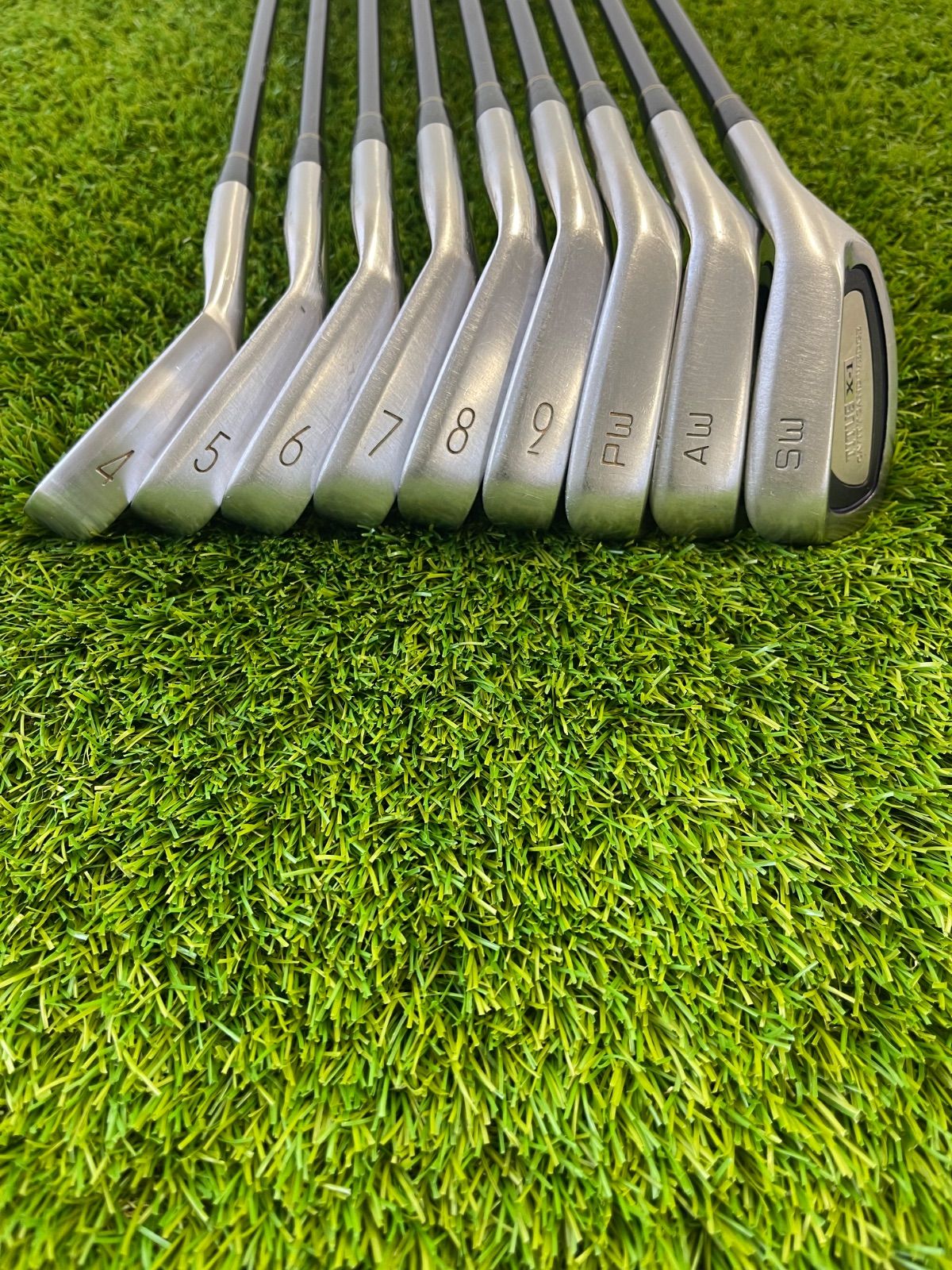 マルマン アイアン 9本 右 maruman TITUS X-1 カーボン R - メルカリ