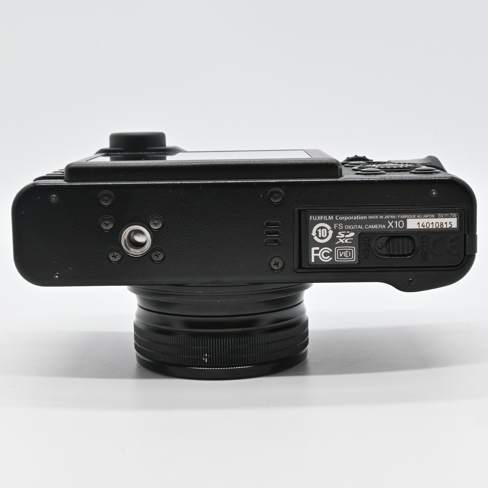 FUJIFILM X10 ブラック FUJIFILM X10もけっこう高値になっていて驚いた。｜記憶カメラ