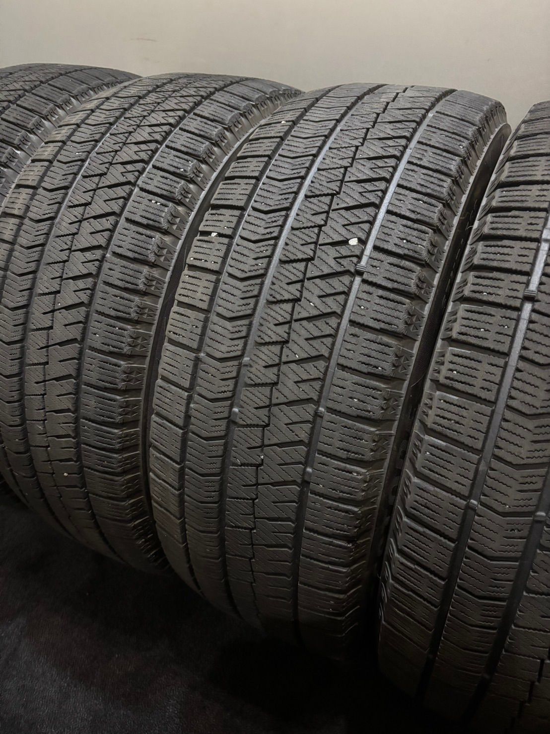 ☆215/55R17 BRIDGESTONE/VRX2 19年製 スタッドレス 4本 ブリヂストン