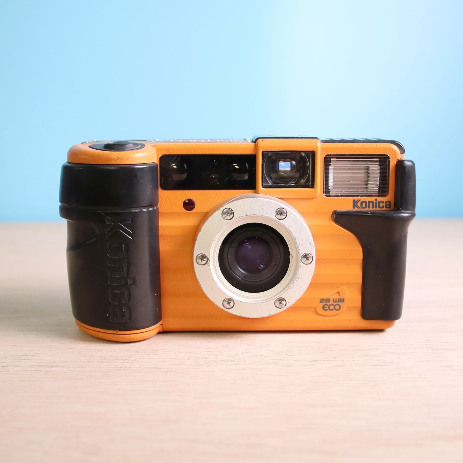 ❁動作OK❁綺麗なカメラです❁コニカ 現場監督 28 WB ECO オレンジ