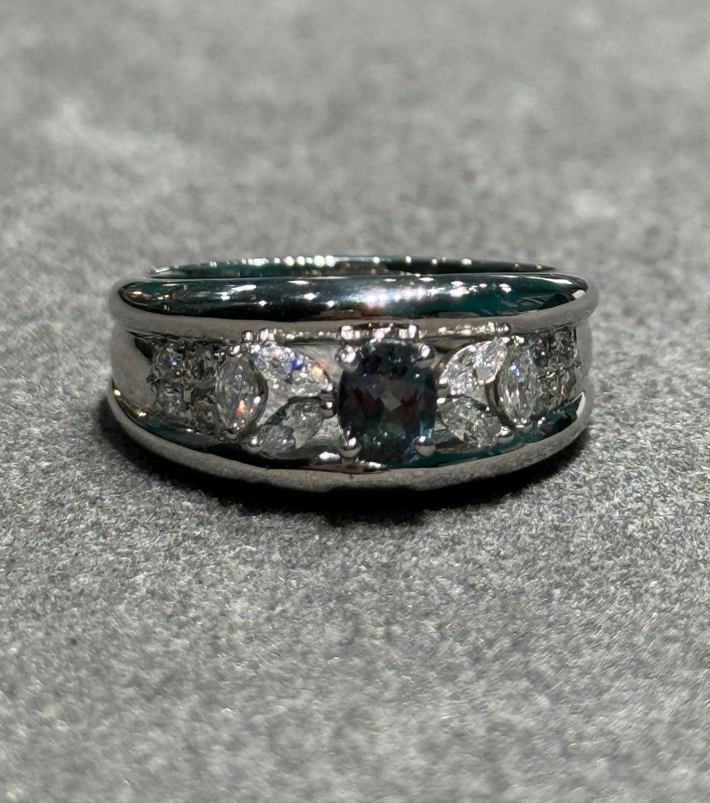 三越 Pt900 アレキサンドライト0.42ct ダイヤ0.42ct リング - メルカリ