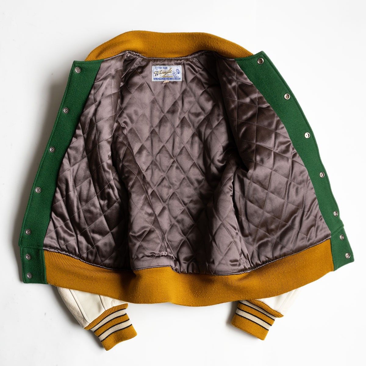 美品】WHITESVILLE【フルデコ レザースリーブ スタジャン】38