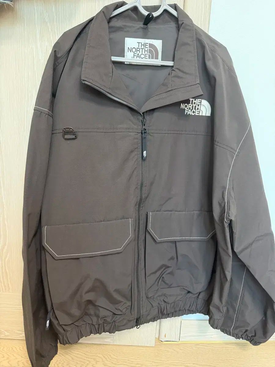 THE NORTH FACE ザノースフェイス ウィンドブレーカー