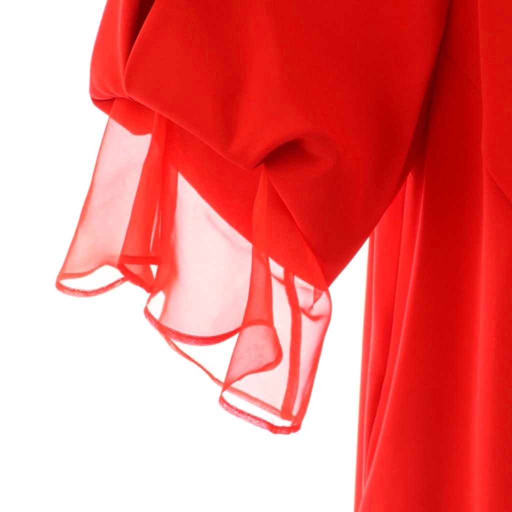 土日セール美品ADOREアドーア 24SS シアーラッフルカフスワンピース38赤 アドーア ADORE 24SS シアーラッフルカフワンピース 五分袖 ロング 38