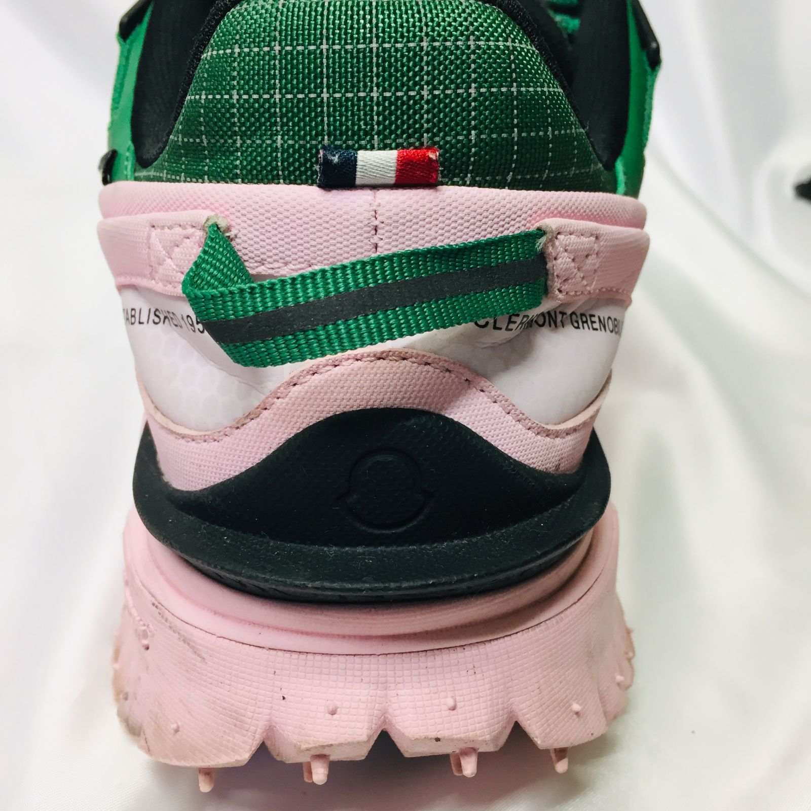 S【ブランド】モンクレール MONCLER トレイルグリップGTX TG42.5