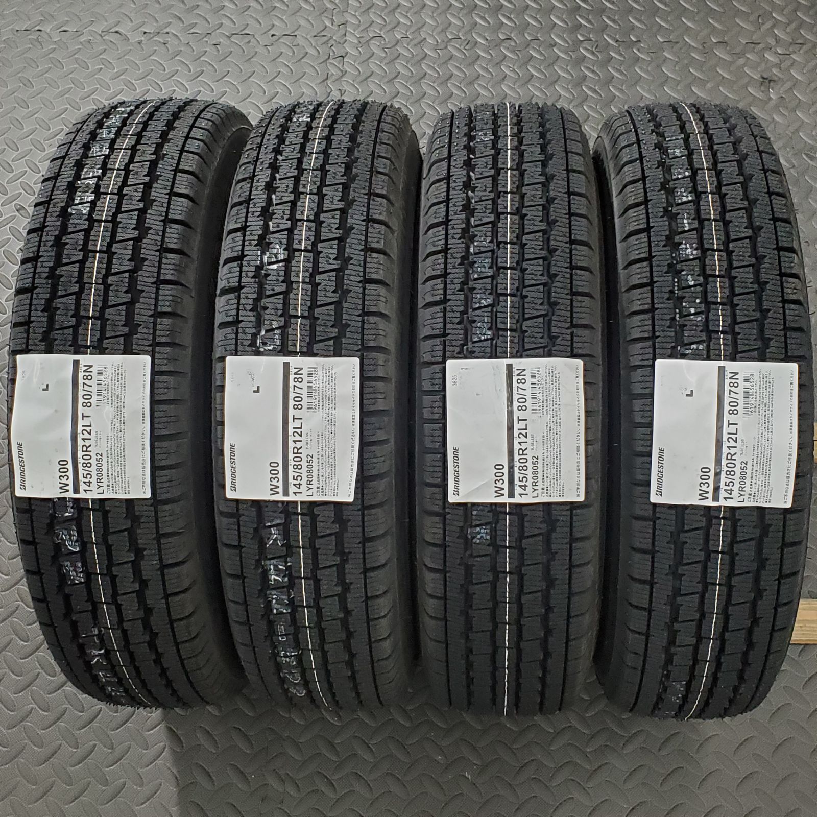 25年製 新品タイヤ 145/80R12 80/78N LT ブリヂストン W300 スバル