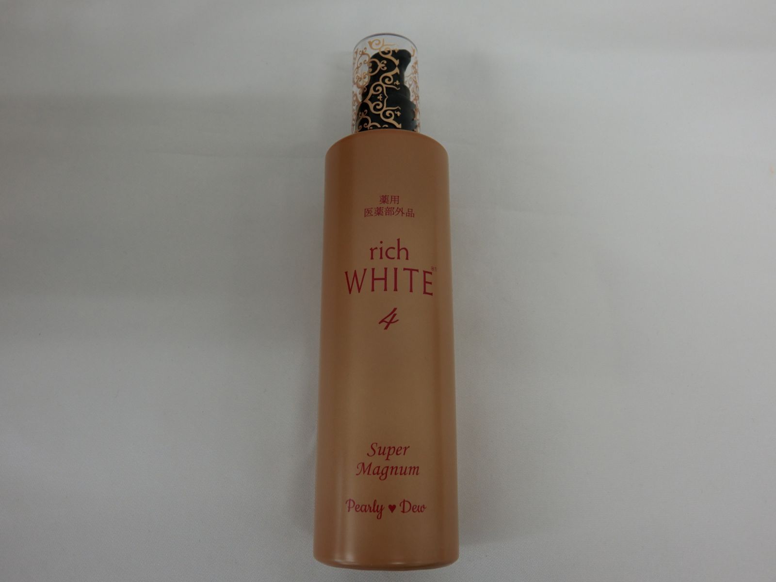 パーリーデュー トリプル+1 薬用美白THEリッチホワイトエッセンス 内容