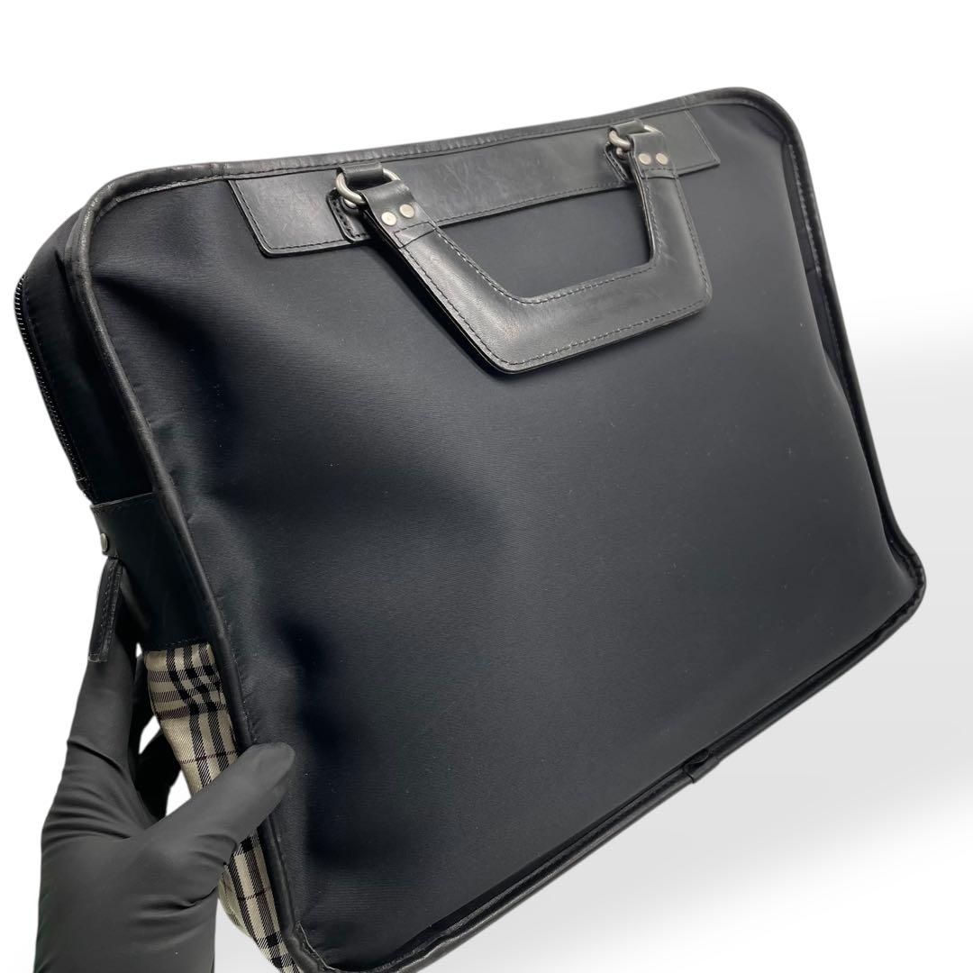 美品 Burberry バーバリー ブリーフ ビジネス ナイロン レザー A4可 美品 Burberry バーバリー ブリーフ ビジネス ナイロン レザー A4可