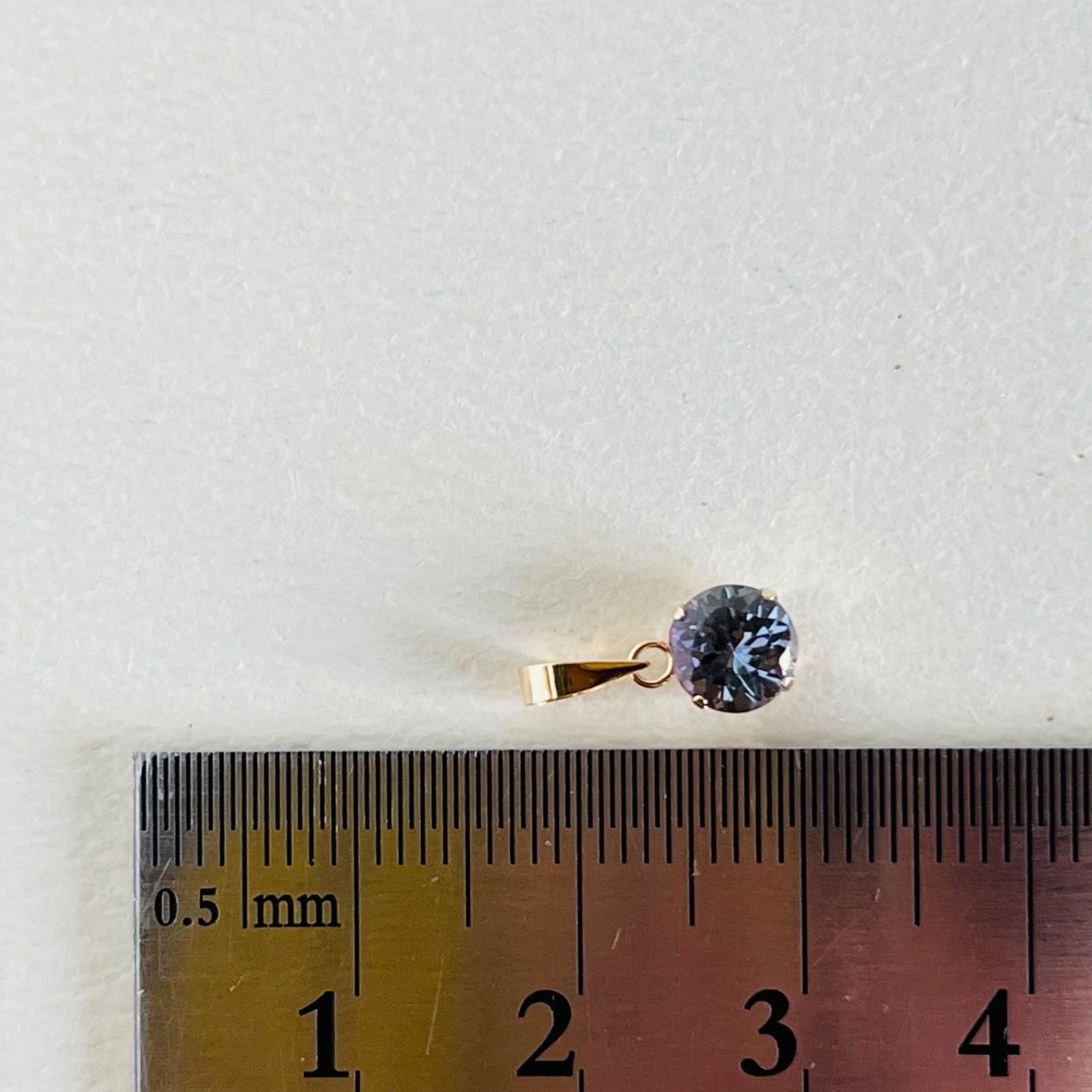 K18 天然石タンザナイト ラウンド ペンダントトップ 18金イエロー