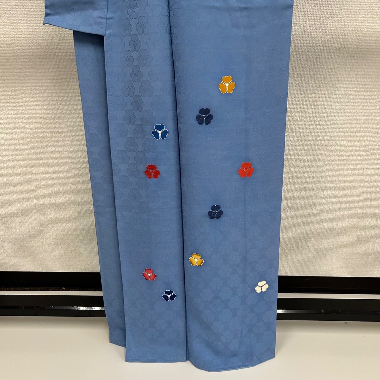 付下げ 裄67 三つ葉 可愛い染め 紋無し 訪問着 正絹 着物 MK-1401