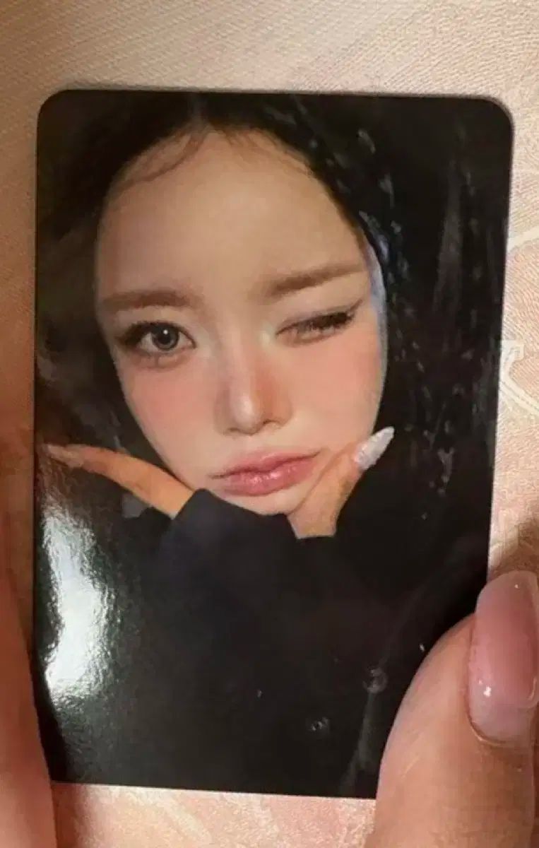 FIFTY FIFTY（フィフティーフィフティー）じゃんけん キーホルダー