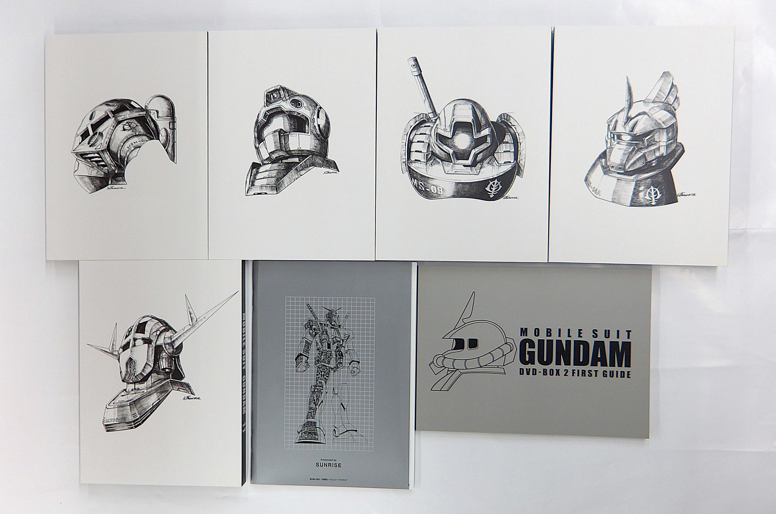 中古】 機動戦士 ガンダム DVD-BOX フィギュア付限定版 全2BOXセット