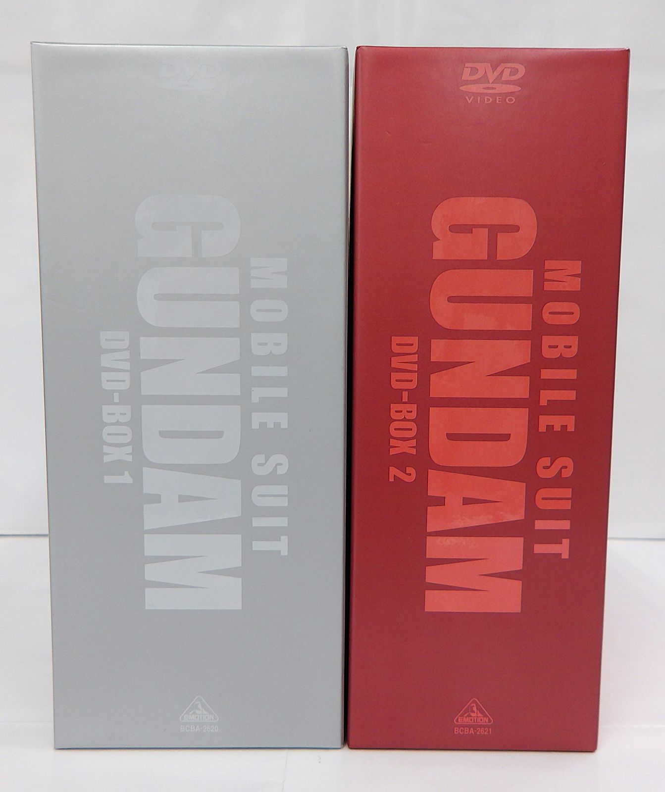 機動戦士ガンダムDVDBOX(全話)　限定フィギュア付き Amazon.co.jp: 機動戦士ガンダムDVD-BOX 1 特典フィギュア付(完全初回