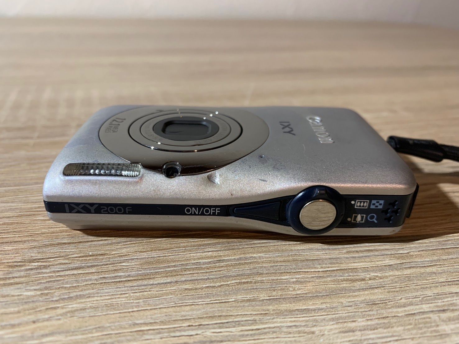 6700 Canon IXY 200F シルバー デジカメ - メルカリ
