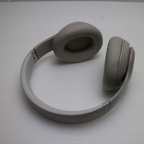 新品同様 Beats Studio Pro サンドストーン ヘッドホン Beats 即日発送