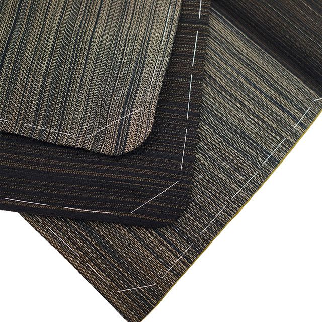 新古品】 本塩沢 着物 未使用 正絹 本場塩沢 塩沢 塩澤 こげ茶色 縞 細