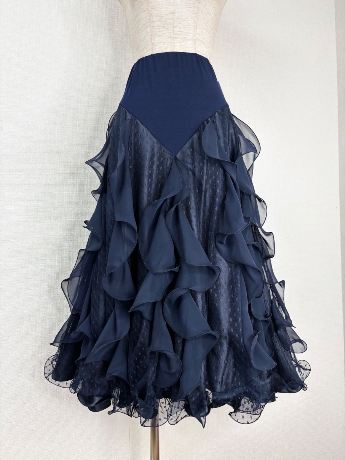 Roger社交ダンスネイビーフレアスカート 新品》社交ダンス ネイビー フリルデザイン ドットメッシュ