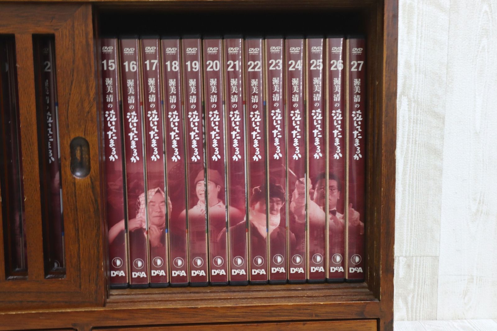 渥美清 泣いてたまるか DVDコレクション 27枚セット 木製専用ケース付き ※