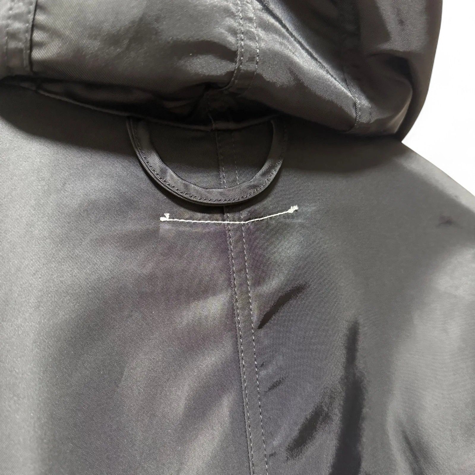 美品 2022 MM6 メゾンマルジェラ バックロゴ刺繍 フーデットコート 黒