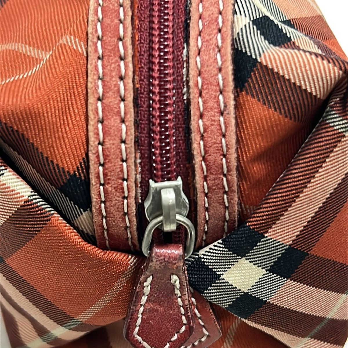 Burberry Blue Label(バーバリーブルーレーベル) ポーチ - オレンジ