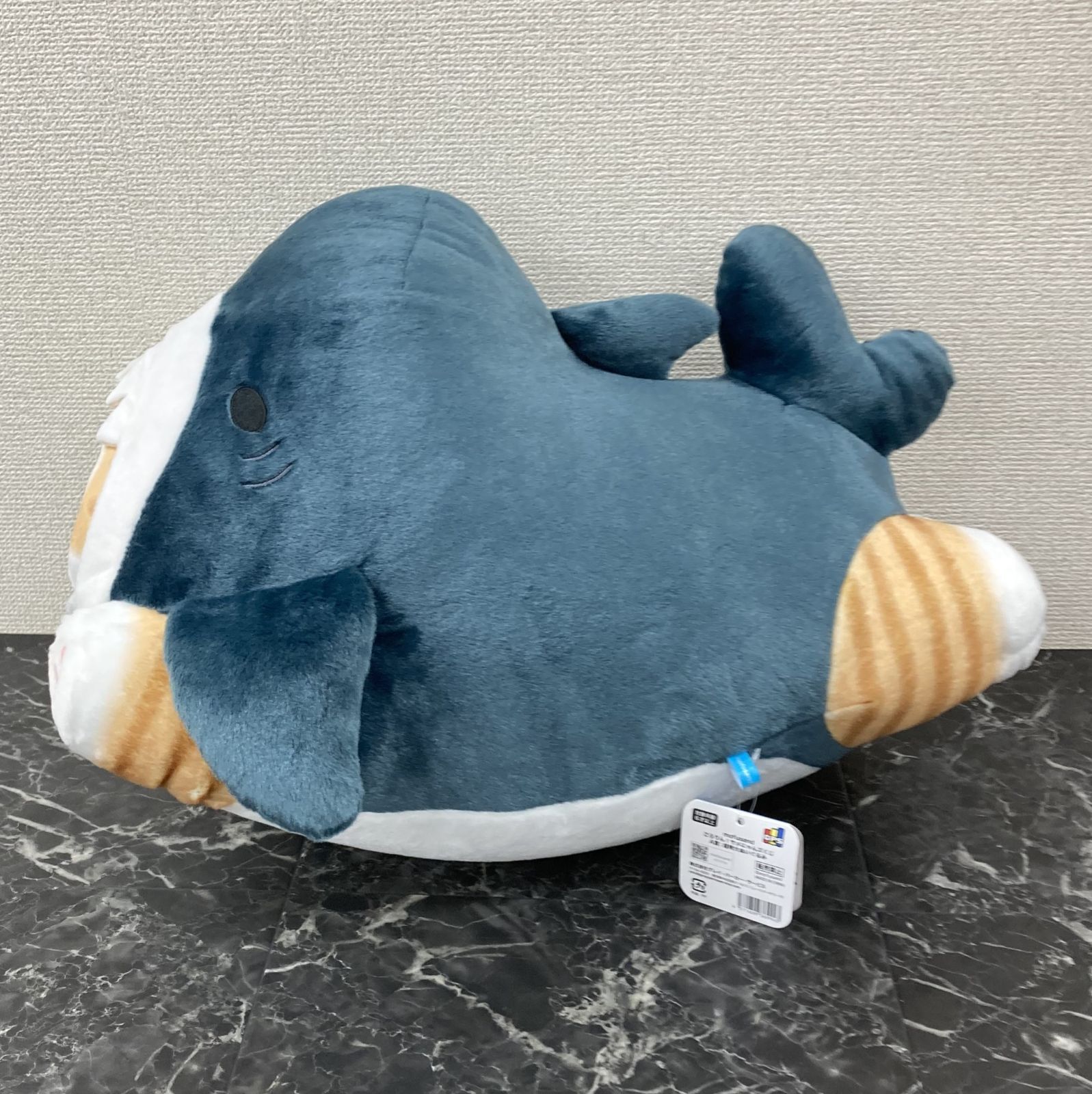 32. mofusand ごろりん！サメにゃんズくじ A賞 超特大ぬいぐるみ