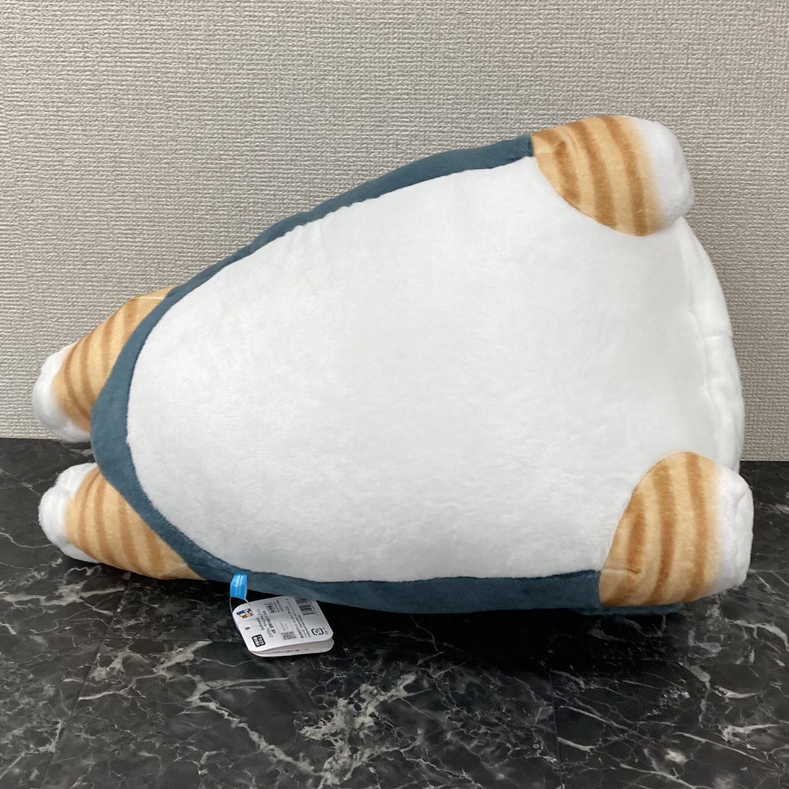 32. mofusand ごろりん！サメにゃんズくじ A賞 超特大ぬいぐるみ