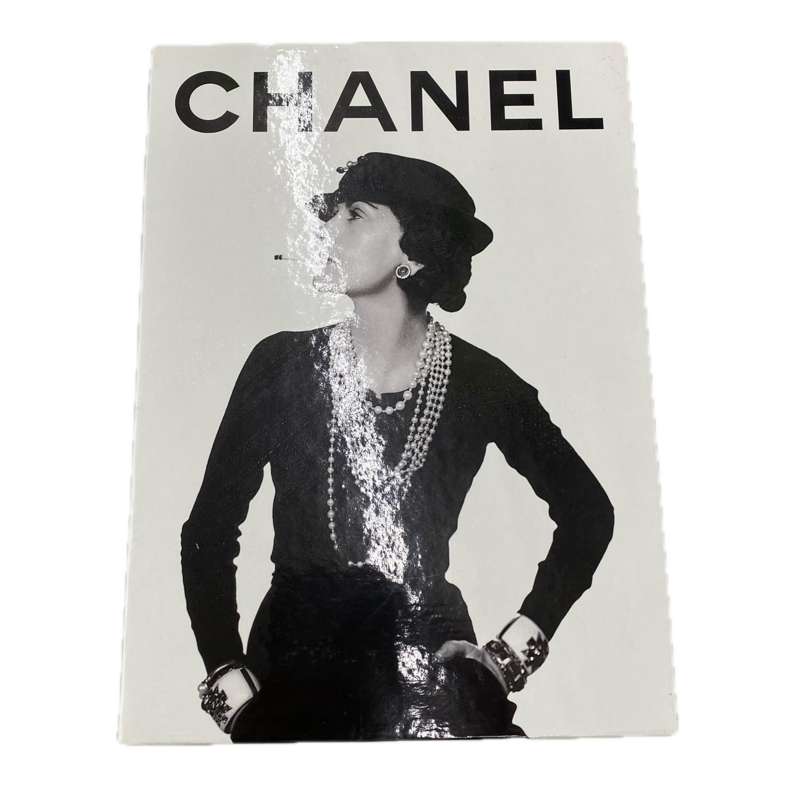 186003 CHANEL シャネル ASSOULINE アートブック 3冊セット - メルカリ