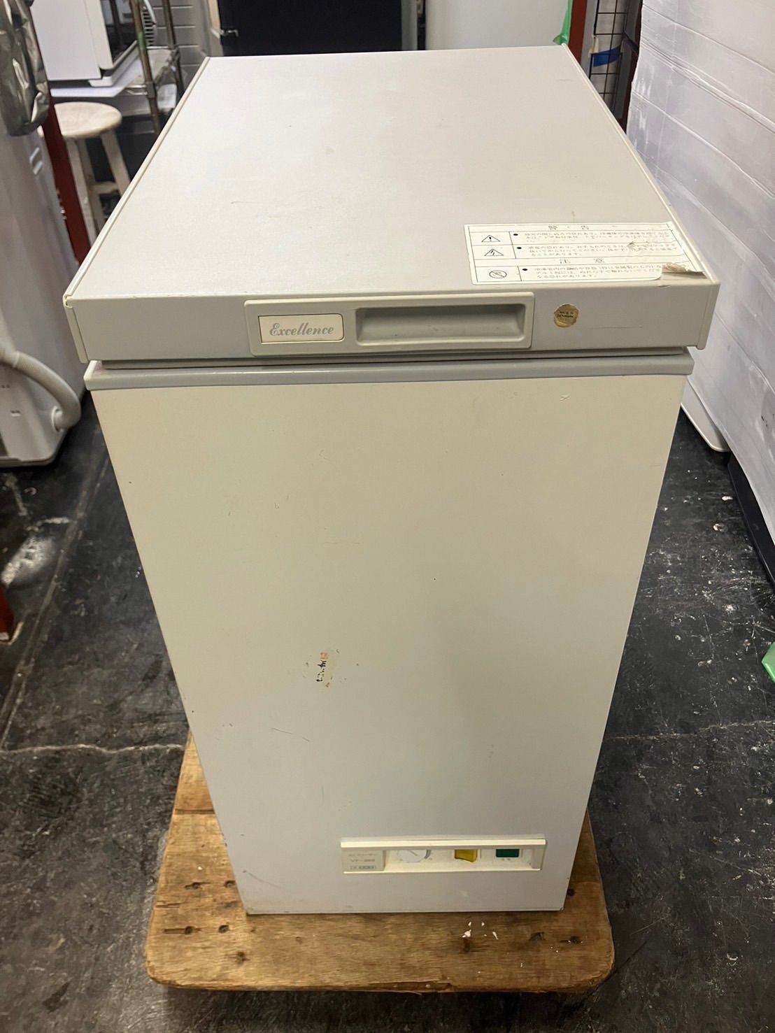 大阪・本町引取限定】SANYO 冷凍ストッカー（中古）特別価格 大阪・本町引取限定】SANYO 冷凍ストッカー（中古）特別価格 大阪