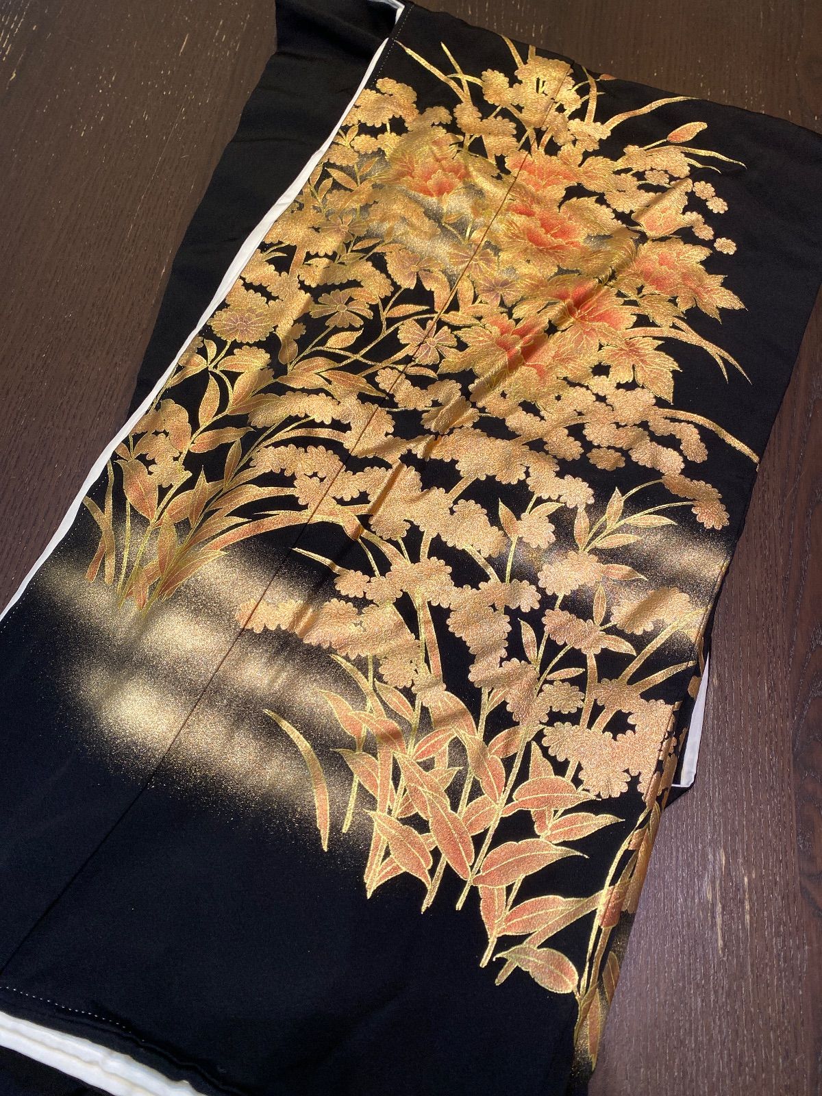 まとめ売り】正絹留袖5枚 リメイク素材 ハンドメイド向け - メルカリ