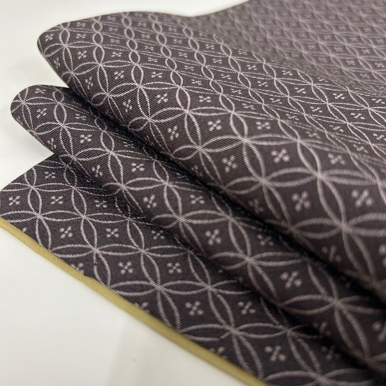 小紋 七宝繋ぎ 裄67 正絹 着物 MK-1416 - メルカリ