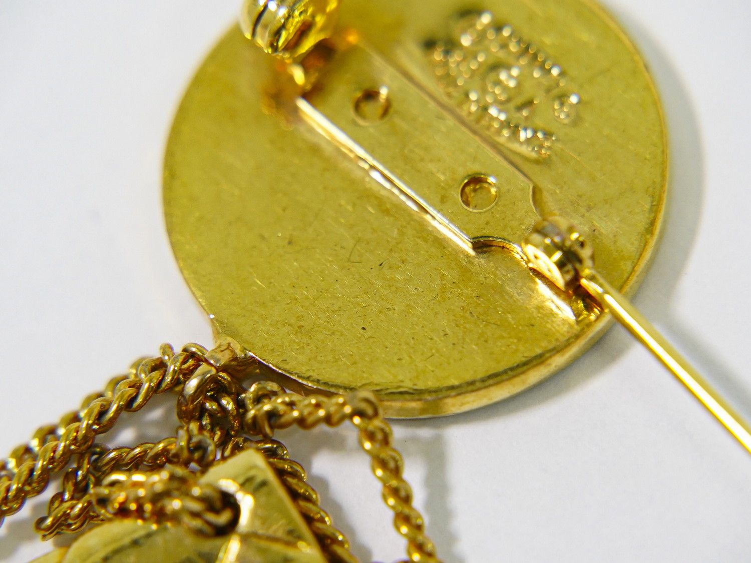 CHANEL シャネル ブローチ 31 カンボン ゴールド ヴィンテージ 楽天市場】シャネル CHANEL ブローチ ヴィンテージ カンボン 31 RUE