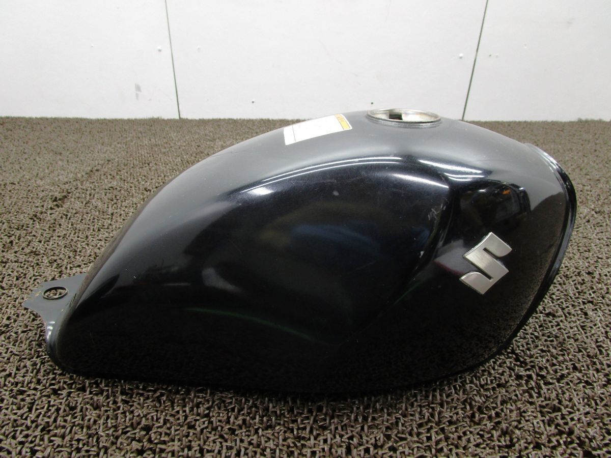 GS50 ガソリンタンク □K796！NA41A スズキ 【 A406 】 - メルカリ
