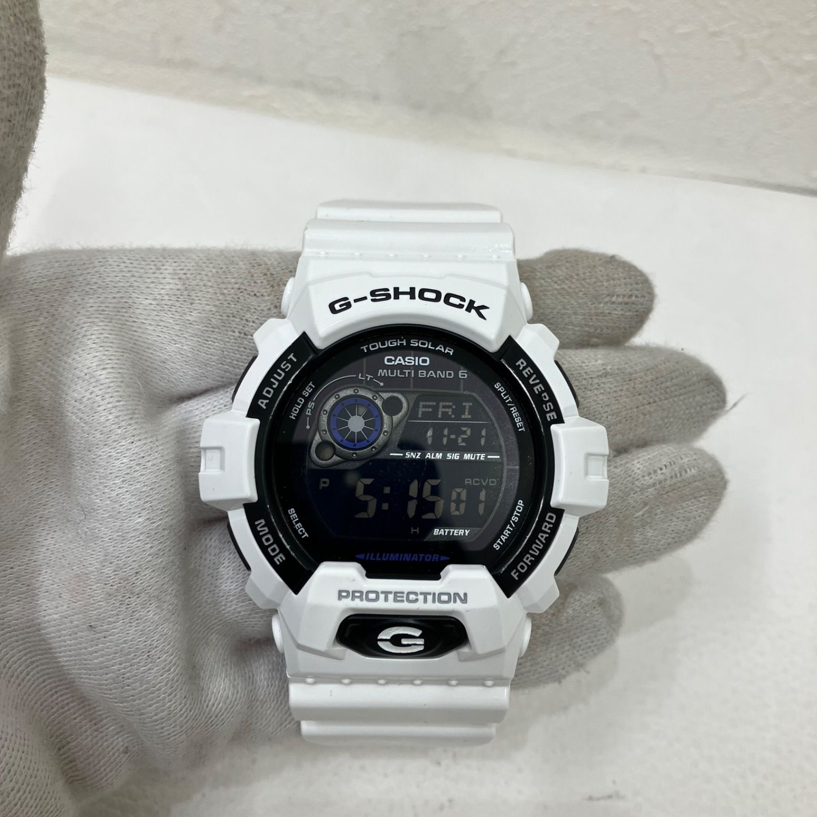 9267-2 CASIO G-SHOCK GW-8900A-7JF 腕時計 ホワイト 電波ソーラー 廃盤品