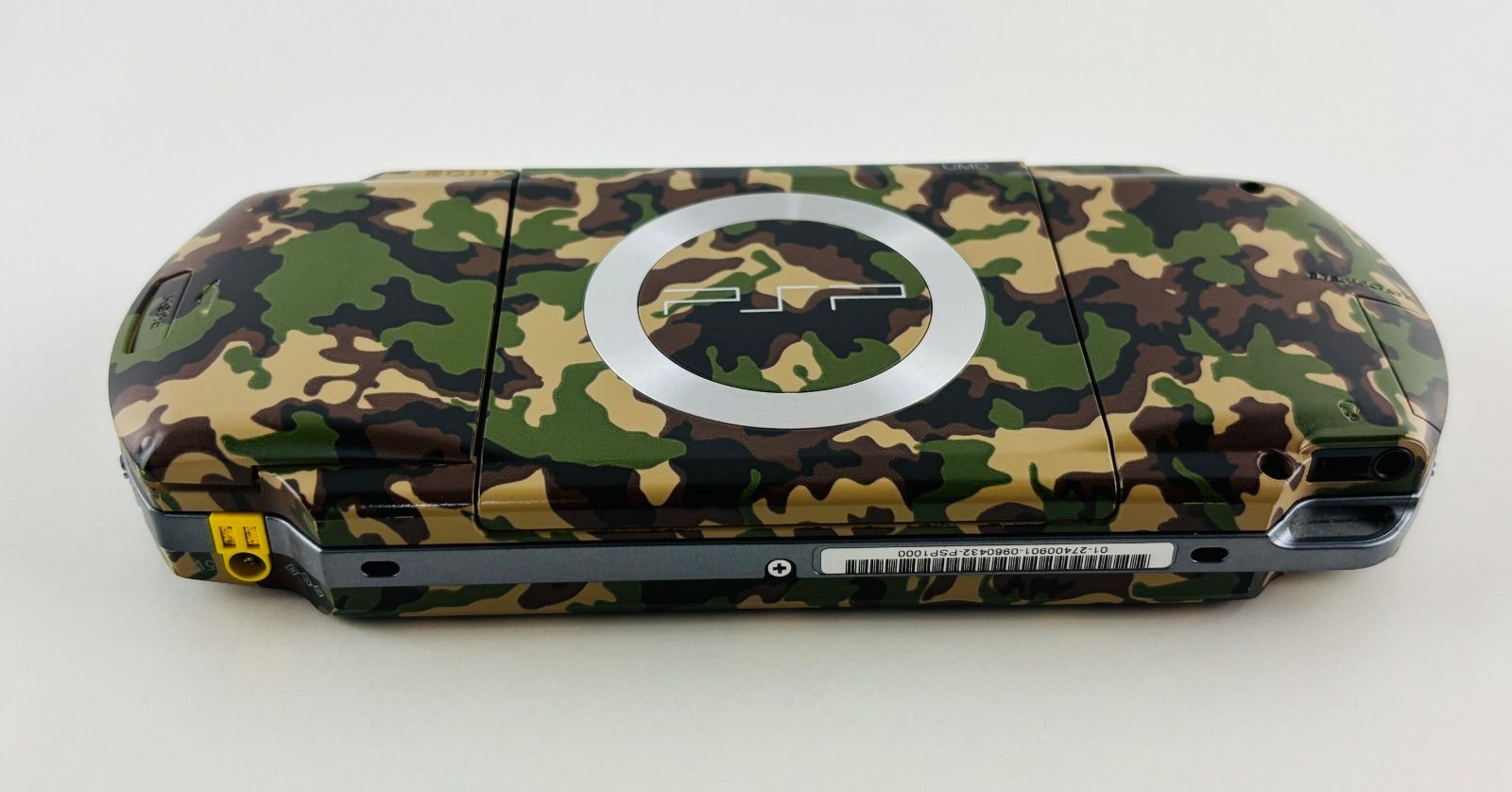 極美品 PSP1000 メタルギアソリッド 本体 ポータブルオプス プレミアム