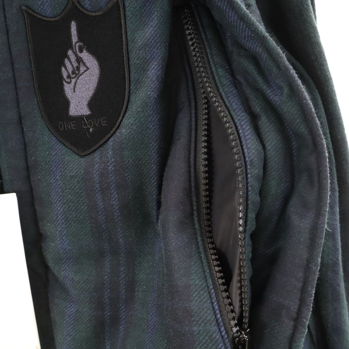 Sacai サカイ 24AW マーク・ゴンザレス コレクションライン 日本製 ストライプ柄 長袖 シャツ メンズ Sacai サカイ 24AW マーク・ゴンザレス コレクションライン 日本製