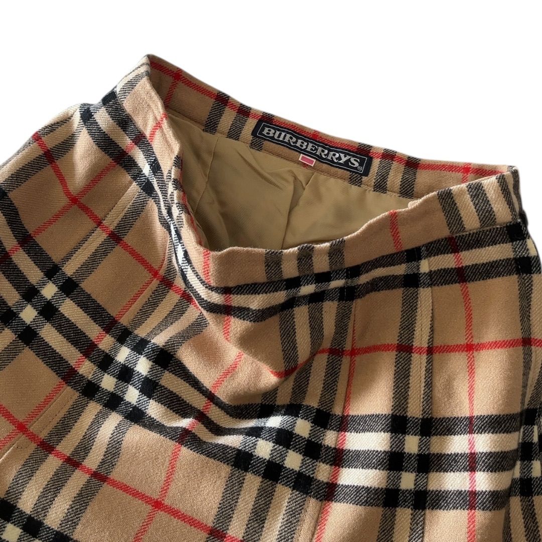バーバリーキッズスカート未使用近 美品 上品丈 ノバチェック 茶 150 160 バーバリー キッズ スカート BURBERRY ブランド プリーツスカート 子供