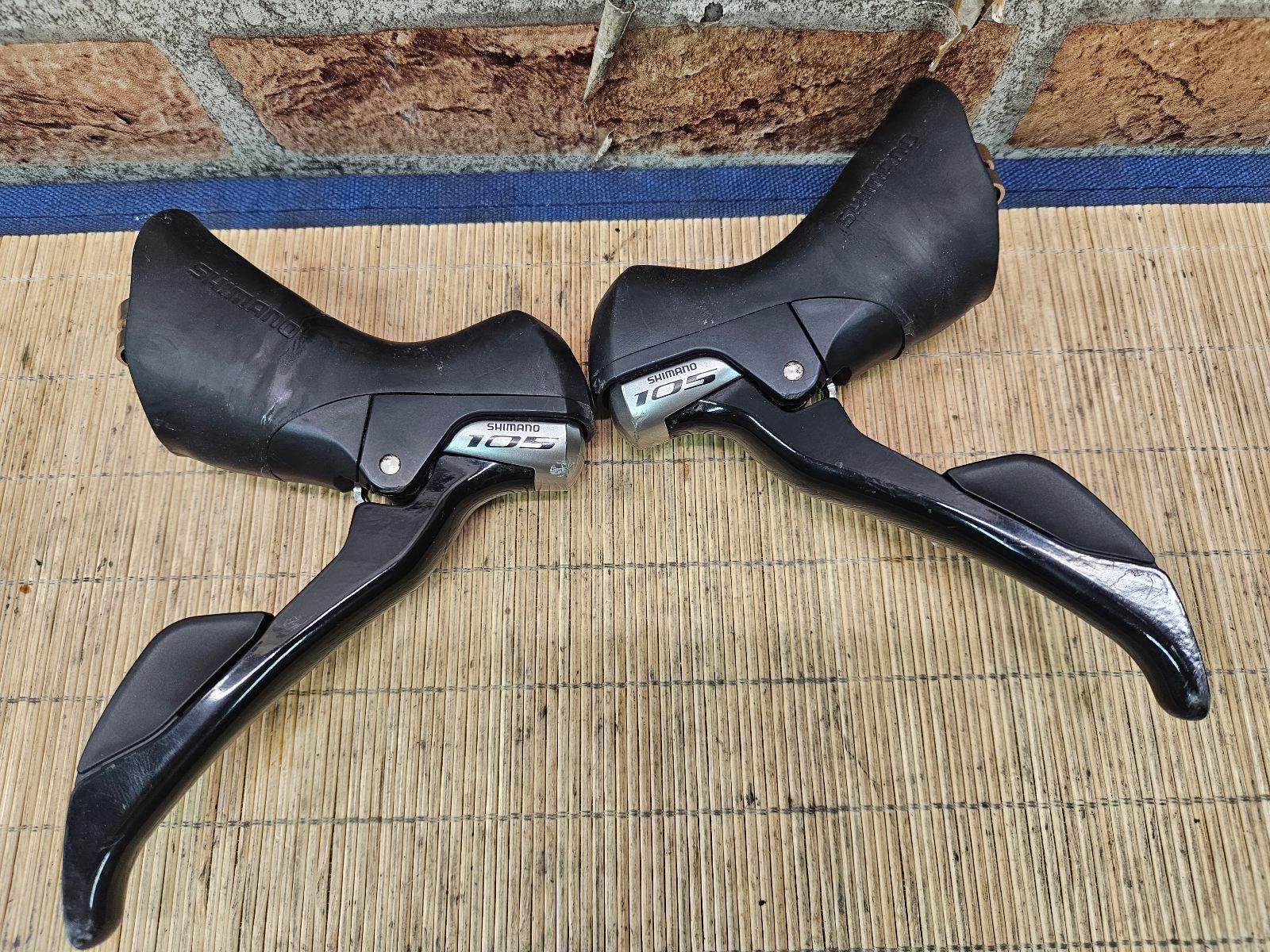 □ SHIMANO ST-5800 105 シマノ STiレバー ロード ミニベロ 同梱発送承