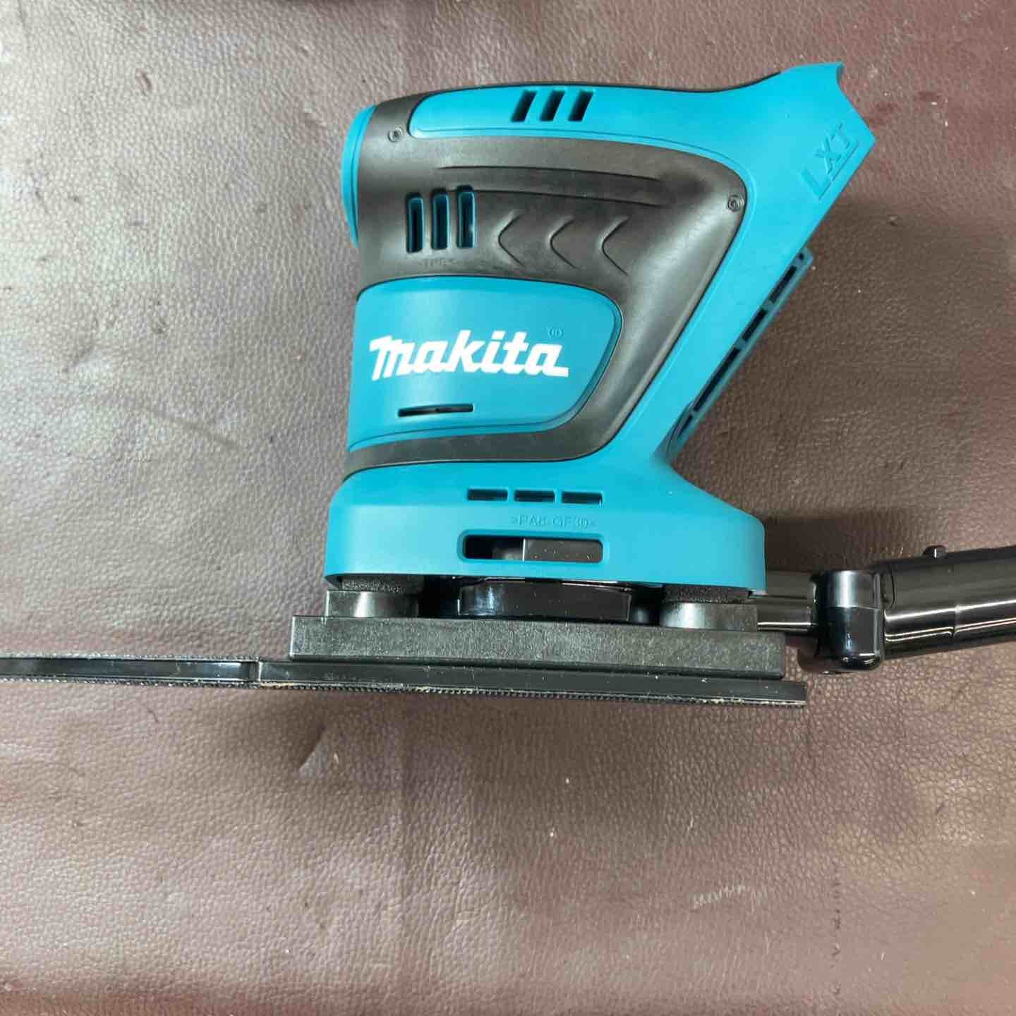 マキタ　店頭開催品　テント　開封未使用 未使用(店頭展示品)】☆マキタ(makita) コードレス防じんミニサンダ