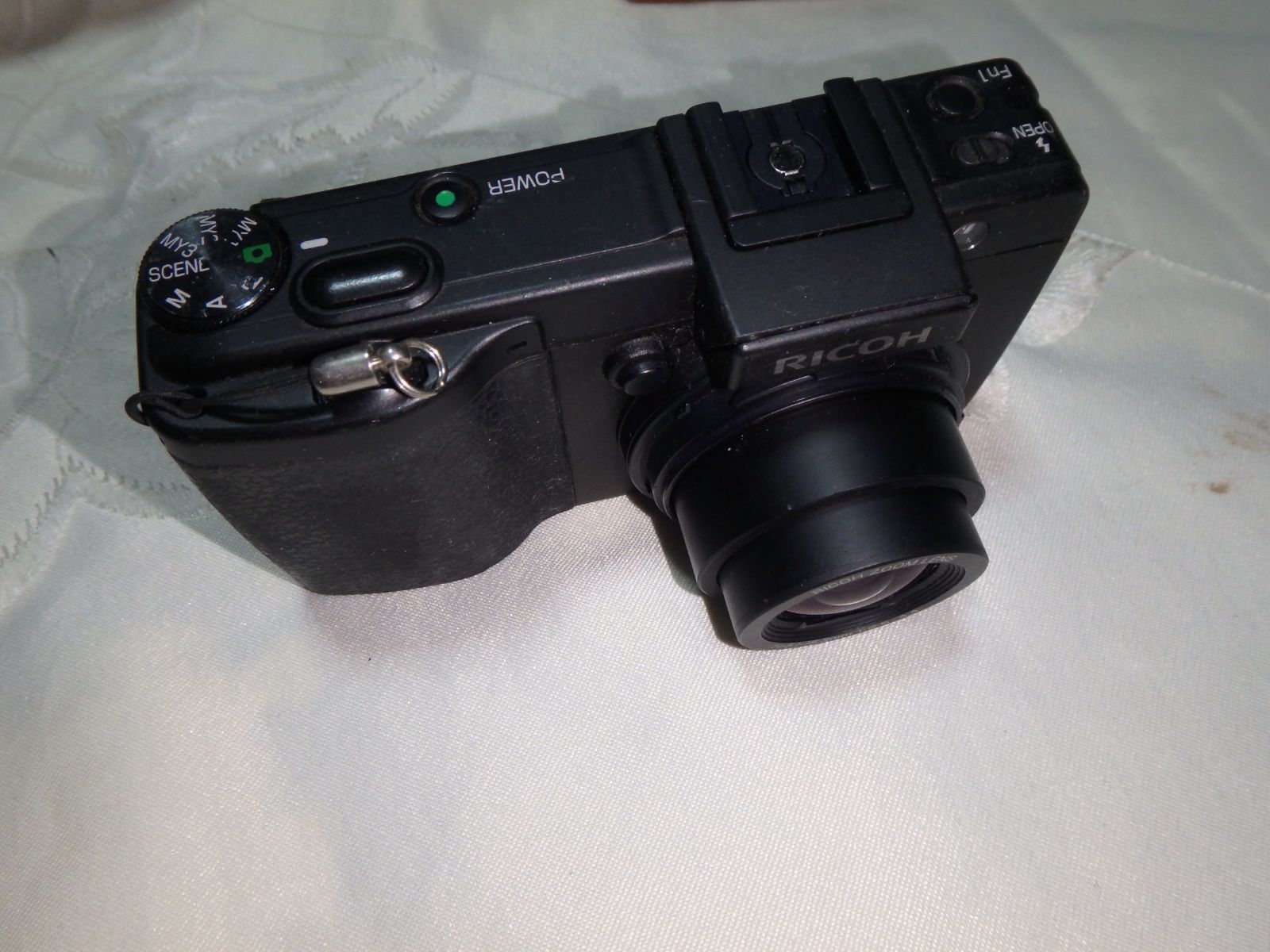 RICOH GX200 デジタルカメラ ジャンク - メルカリ